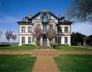 vertdevin-vignobles-lesgourgue-chateau-laubde-armagnac-art-mecenat-3