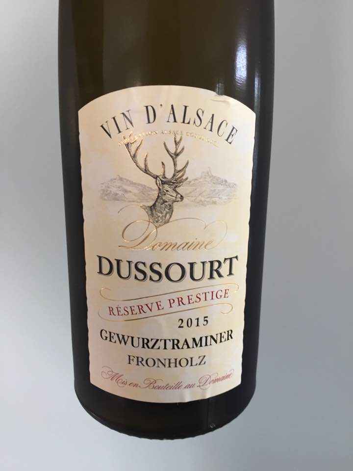 Domaine Dussourt – Reserve Prestige 2015, Gewurztraminer 2015 – Alsace, Fronholz