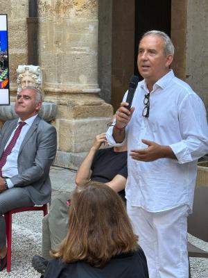Tenute Navarra s’associe au Musée des villes du monde
