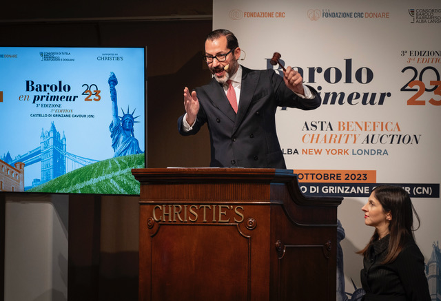 vertdevin magazine Barolo EnPrimeur: Plus de 1,1 million d’euros récoltés pour la solidarité à Grinzane Cavour