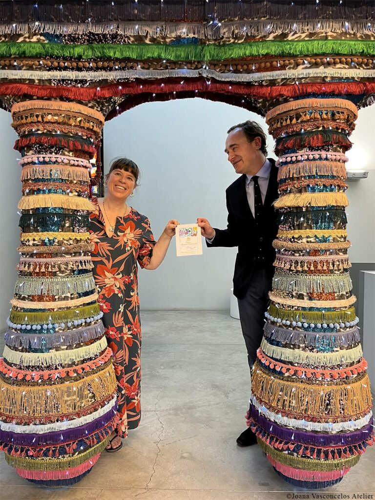 An artwork by Joana Vasconcelos to illustrate the label of Château Mouton Rothschild 2023