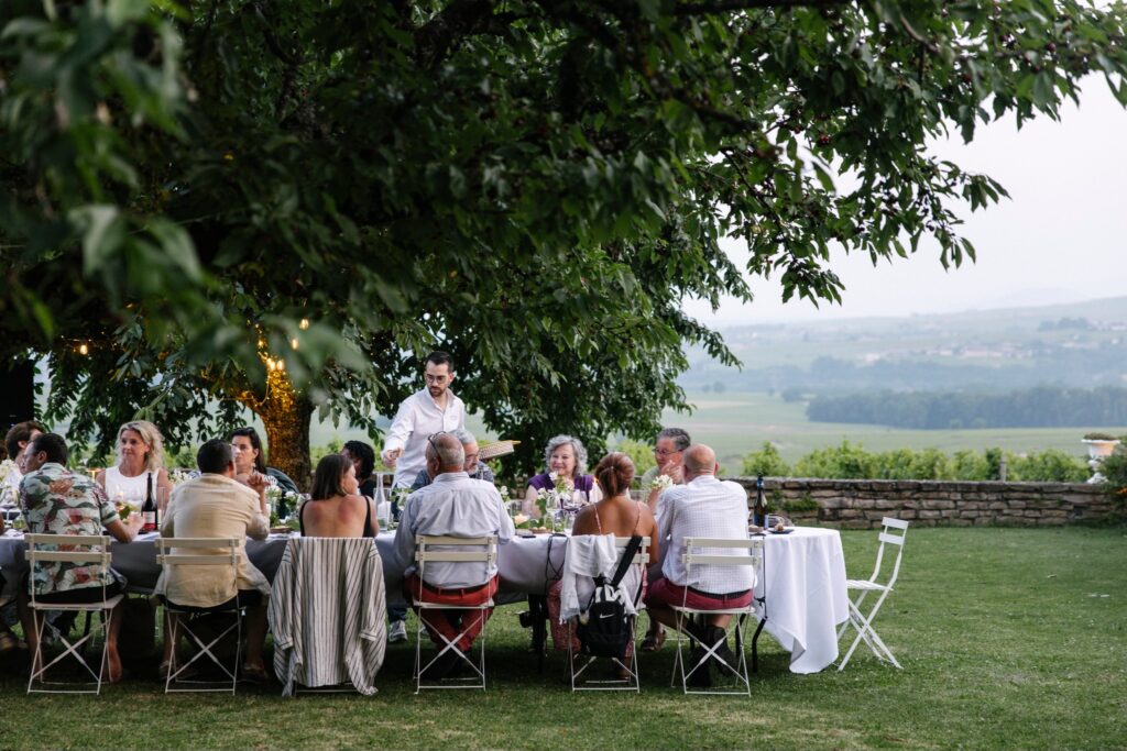 Beaujolais 2026 : le gamay s’invite en ville et à table