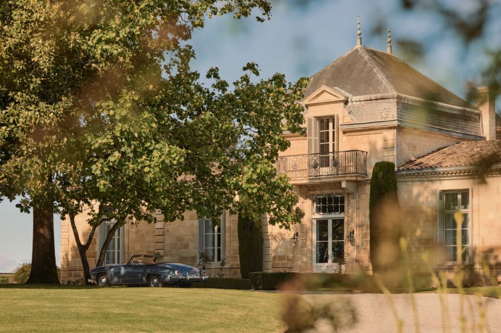 COMO Cordeillan-Bages luxury hotel surrounded by vineyards in Pauillac, Médoc